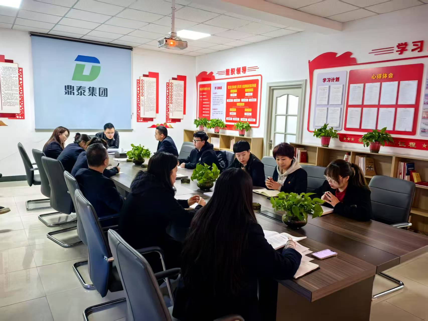 翟书记正面讲话19.jpg